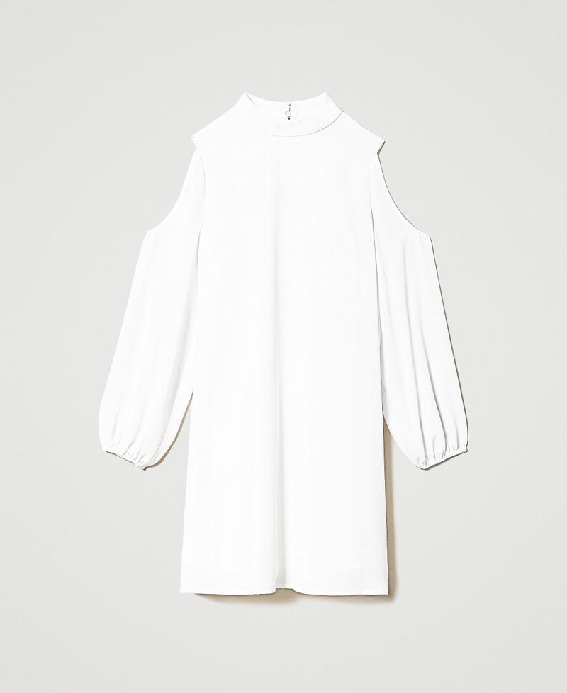 Robe courte en crêpe georgette avec ajour