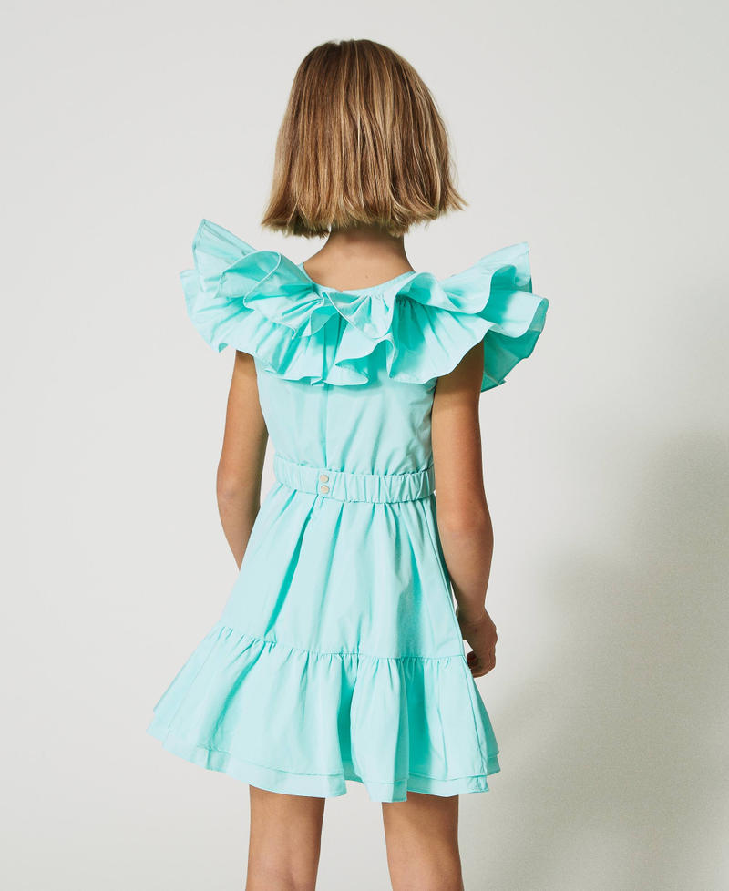 Kurzes Taftkleid mit Gürtel
