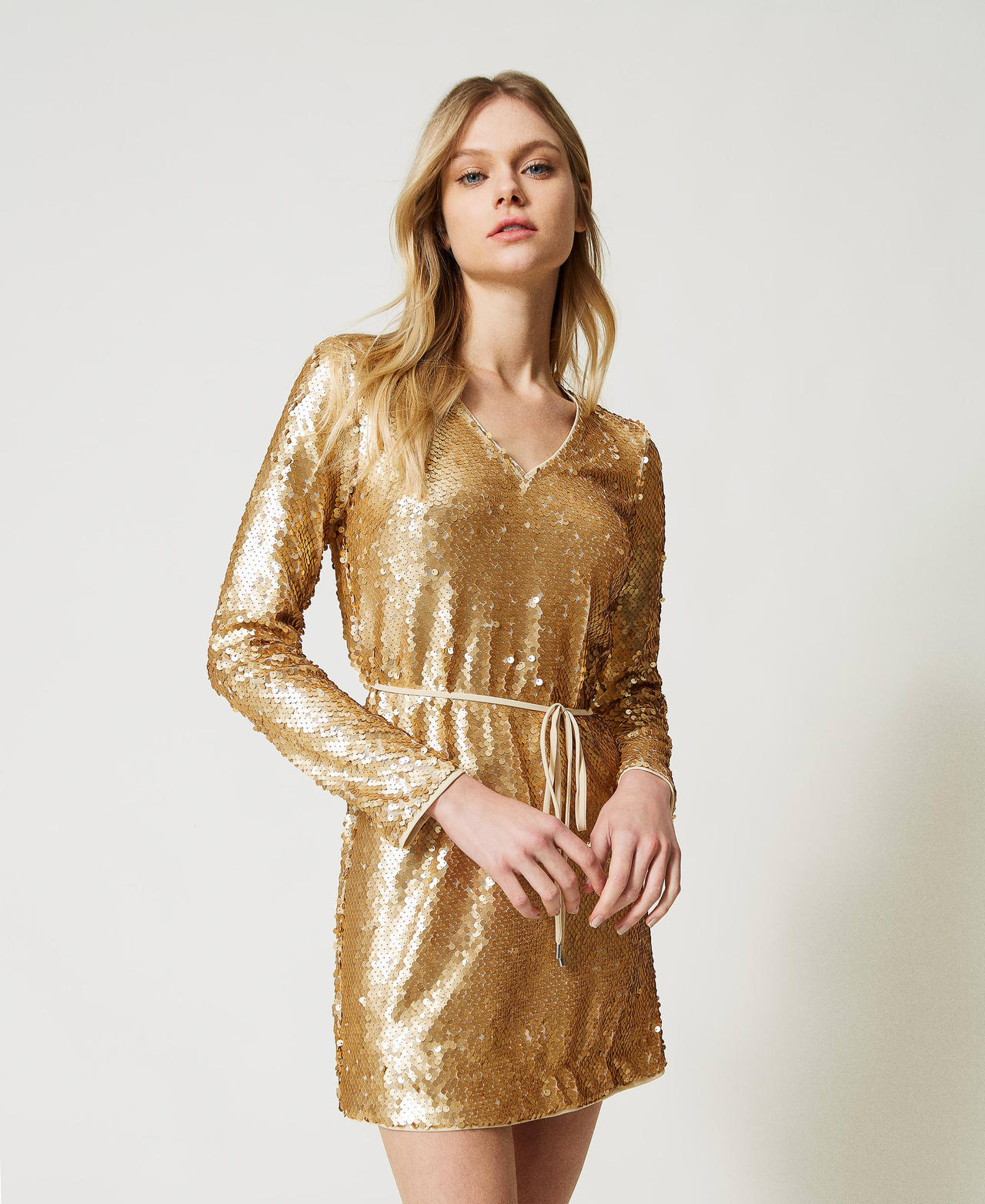 Robe Pailletée French Connection Taille 6 - Bronze Doré - Col Rond Manches Longues - Occasion Portée 1 Fois