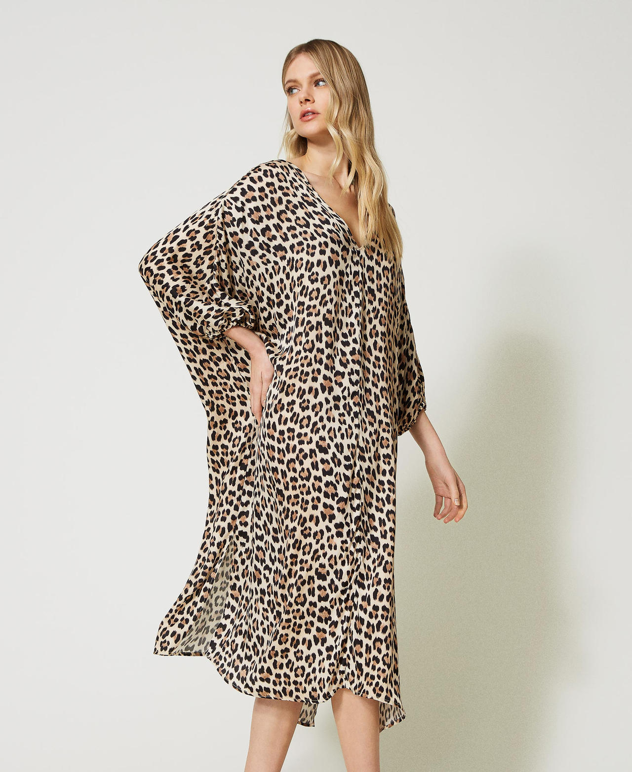 Caftán de raso animal print Estampado Leopardo Natural Mujer 231LB2DGG-02