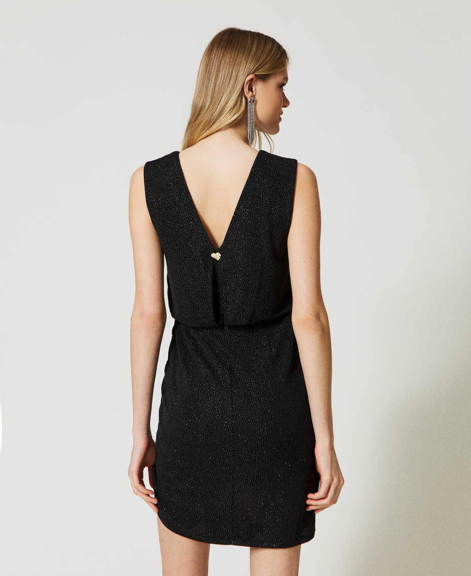 Robe ajust&eacute;e avec fronces