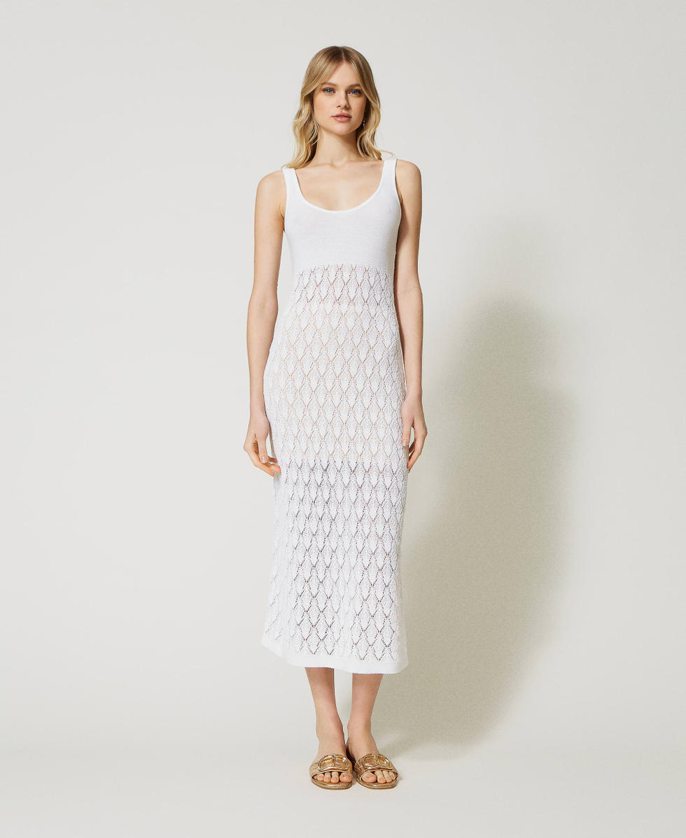 Robe mi-longue en maille brod&eacute;e
