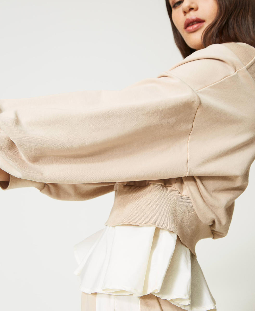 Sweatshirt with poplin flounces