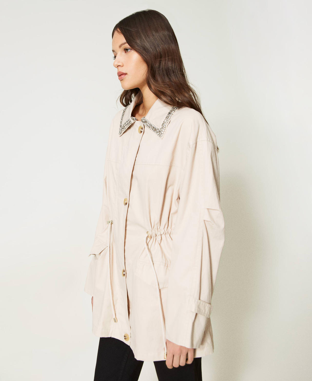 Short parka coat with embroidered collar Champagne Woman 231LL26AA-02