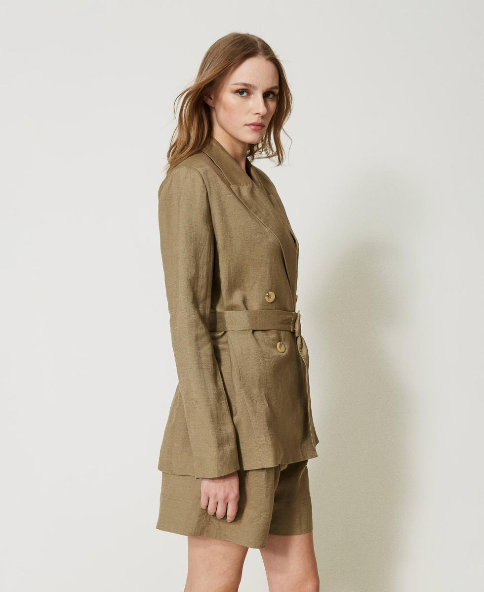 Linen blend blazer with embroideries