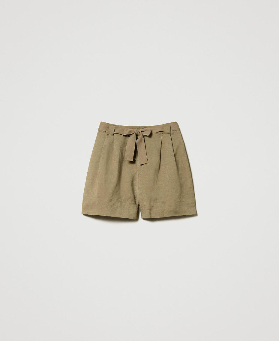 Linen blend shorts with belt