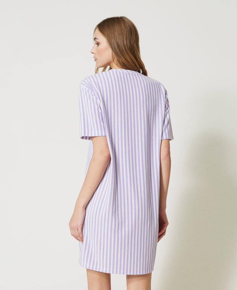 Camicia da notte in spugna a righe