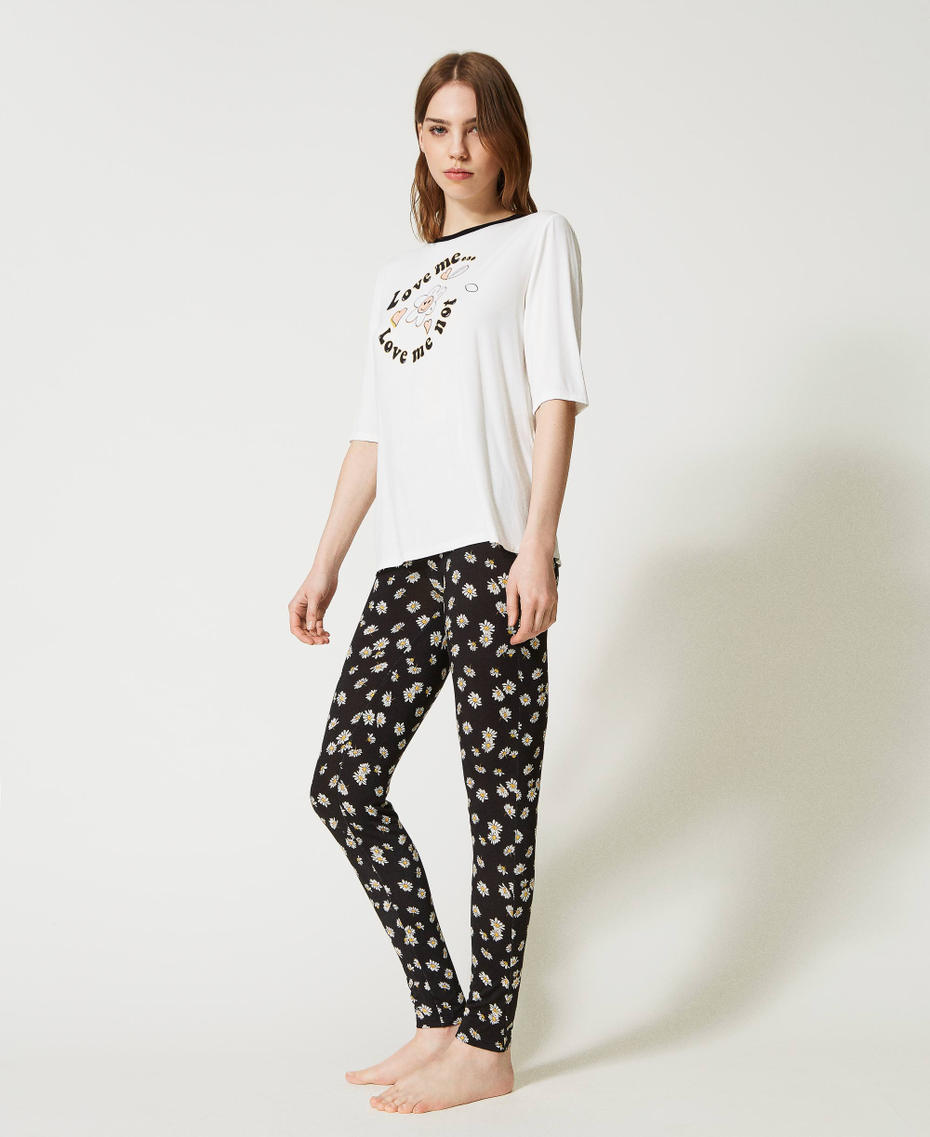 Langer Pyjama mit Margeritenprint Zweifarbig „Sugar“-Weiß / Margeritenprint Schwarz Frau 231LL2HAA_10567_03