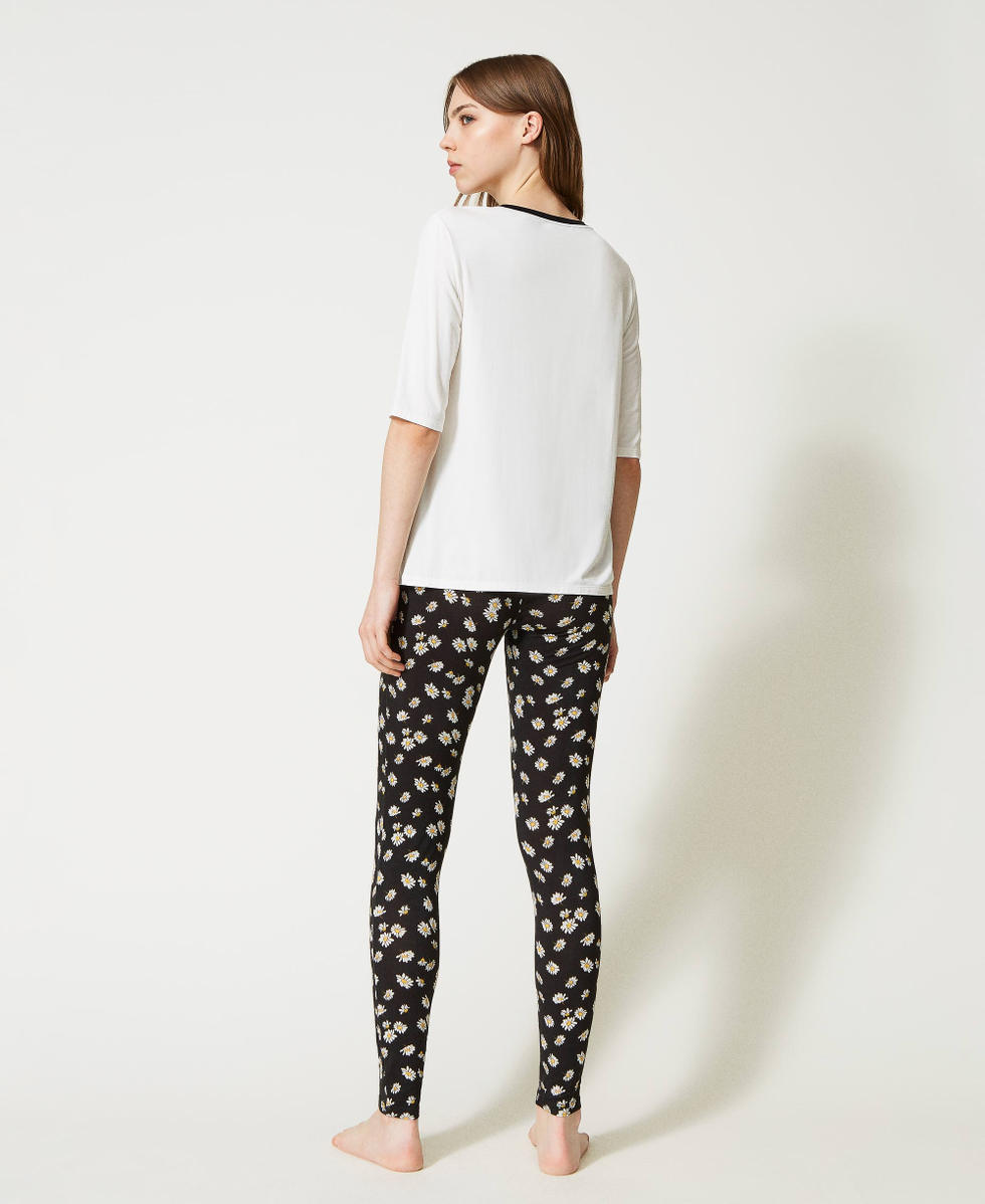 Pijama largo con estampado de margaritas