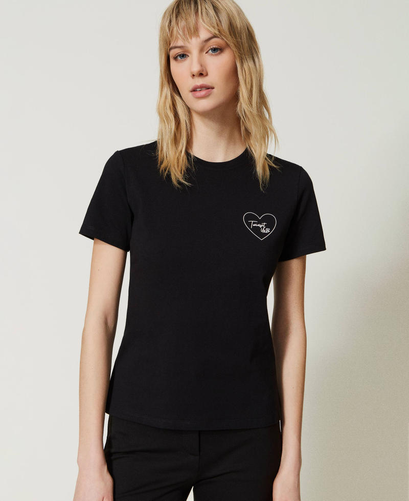 T-shirt con stampa cuore e logo Nero Donna 231LL2RFF-01