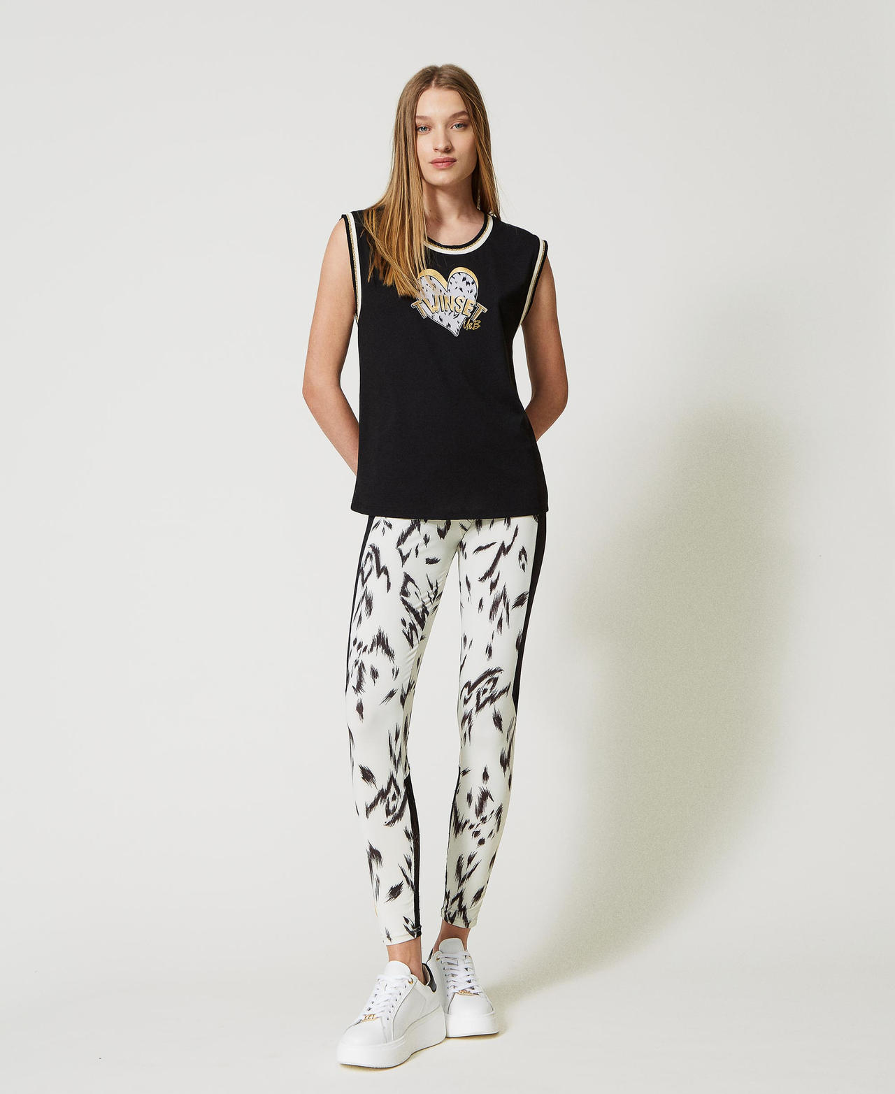 Leggings with print and lace