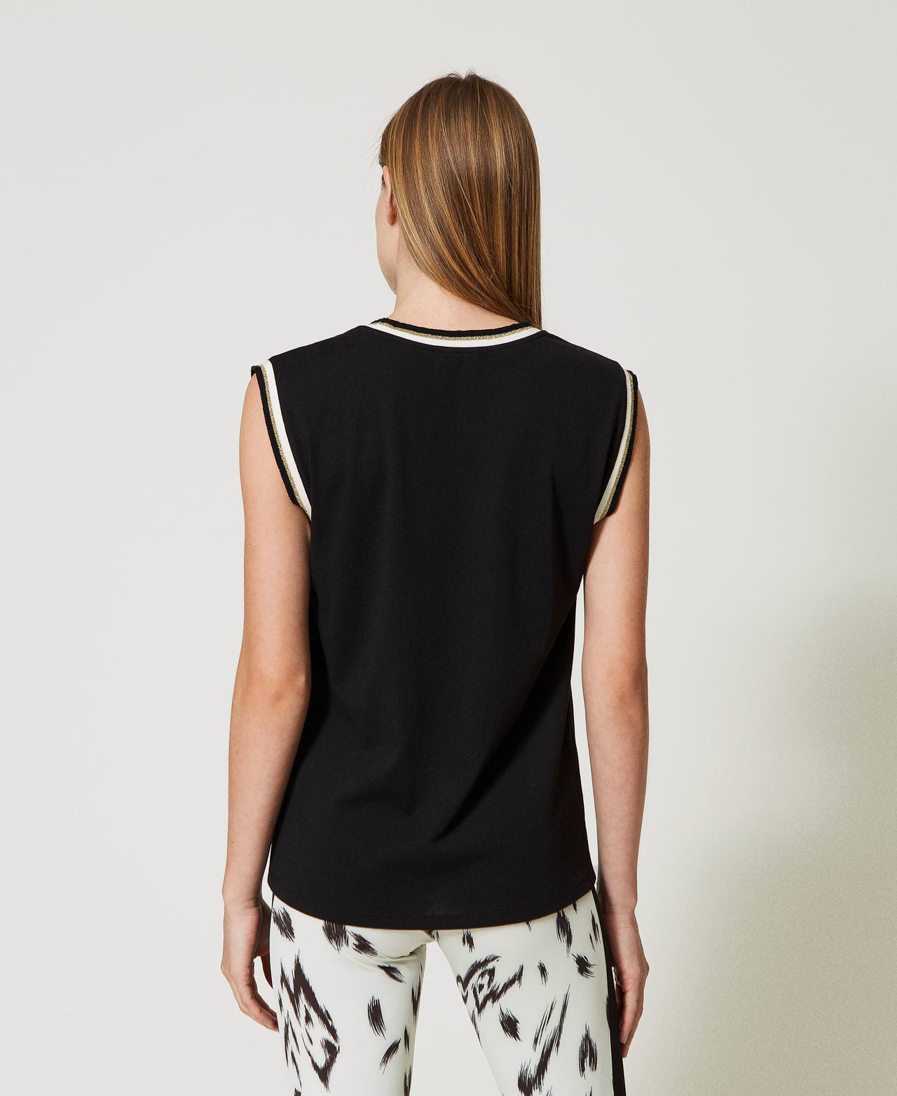 Tank top with heart print and logo