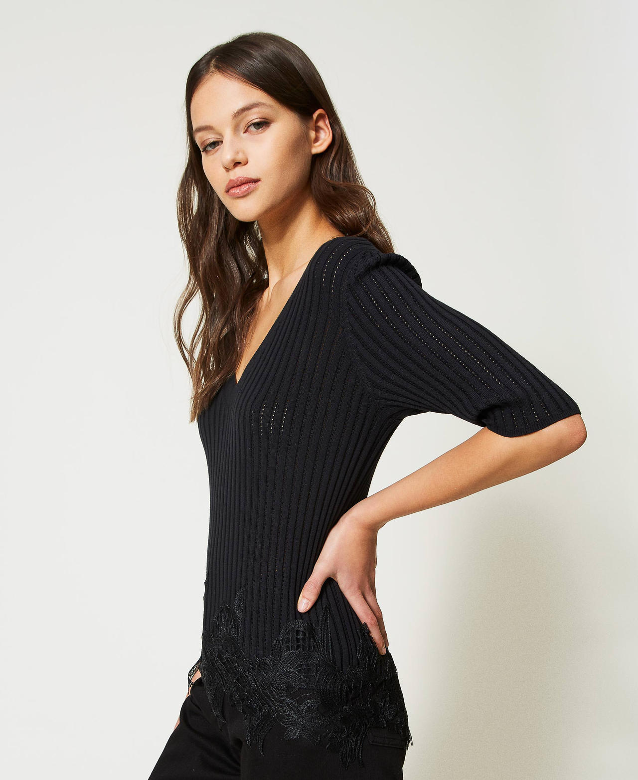 Fitted ribbed jumper with lace Black Woman 231LL3CAA-02