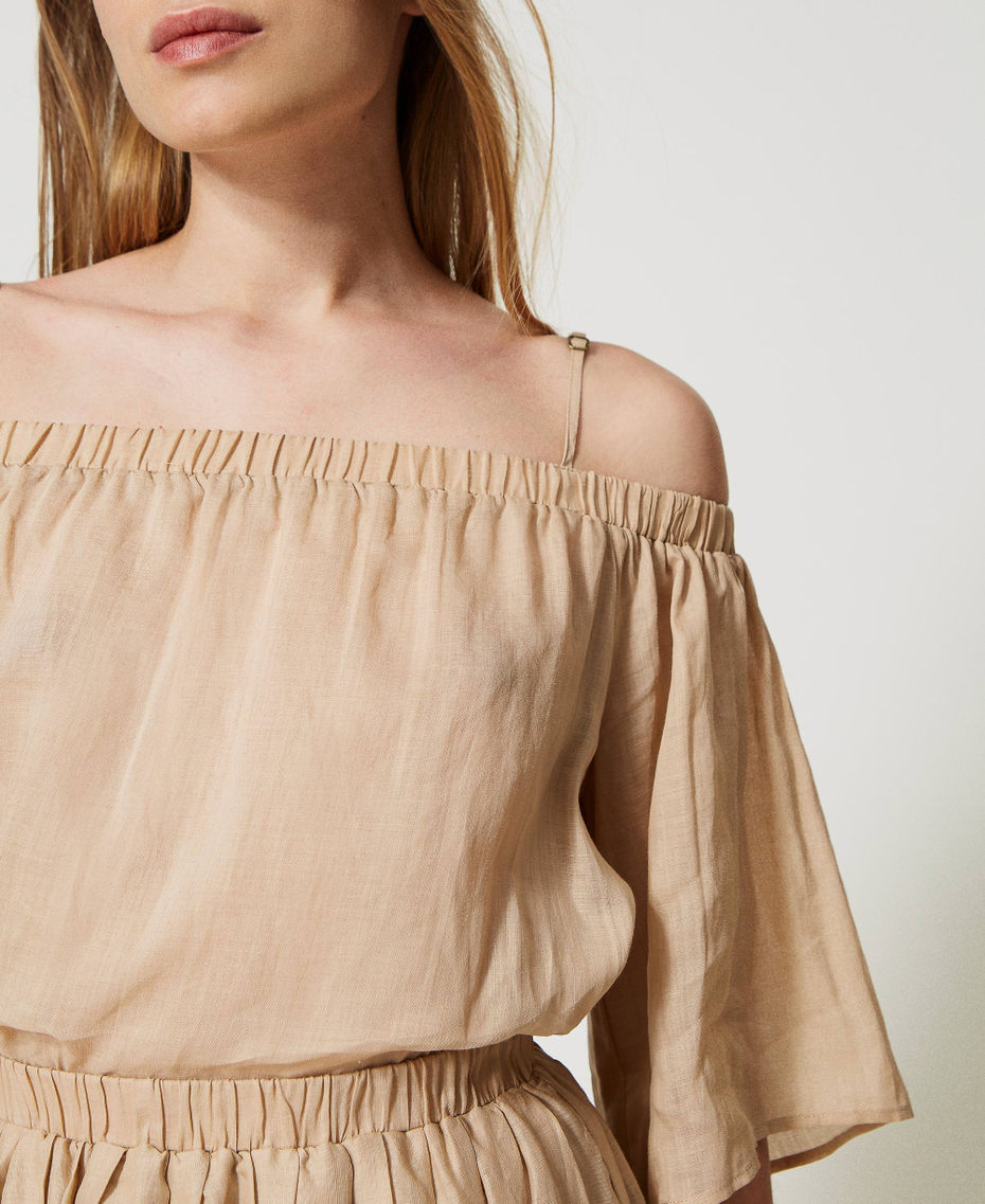 Off-shoulder ramie blouse