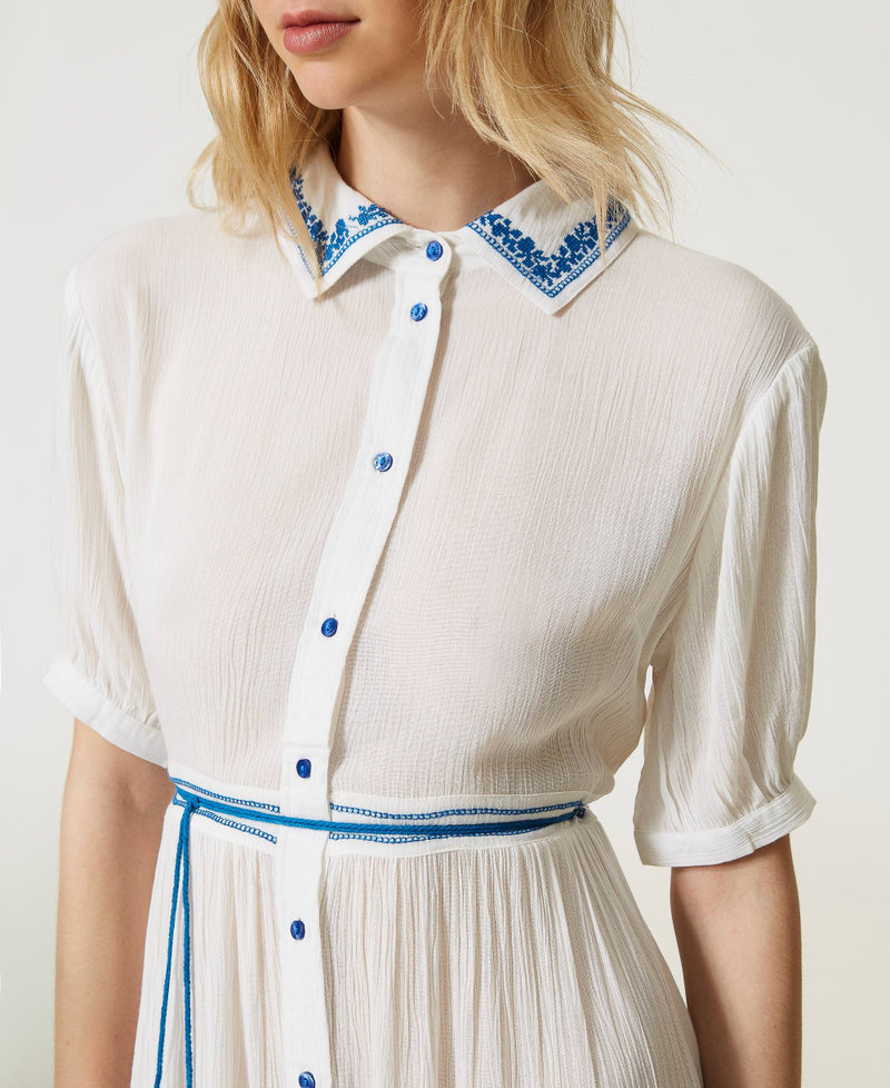 Robe chemisier longue avec broderie