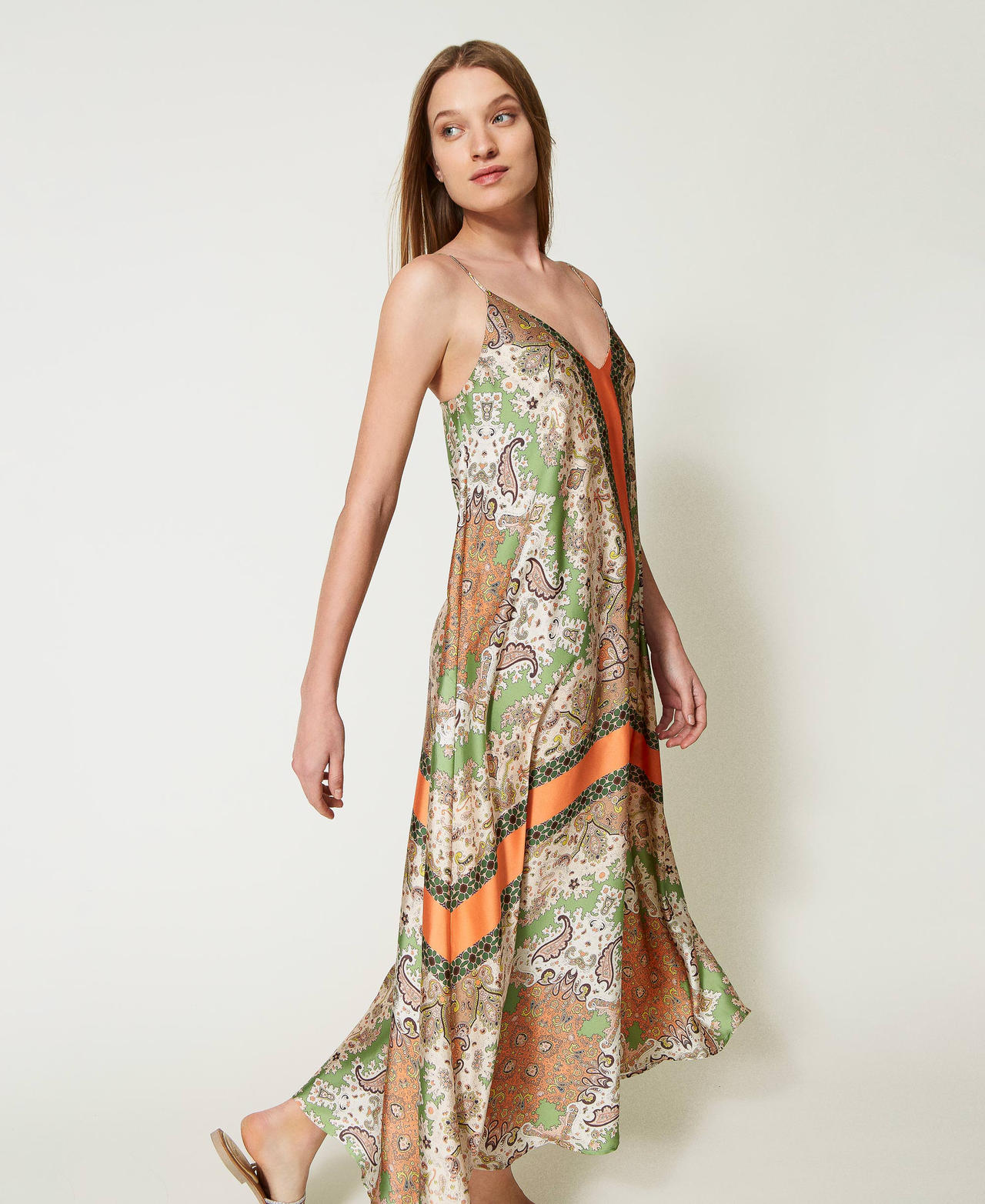 Long satin dress with scarf print