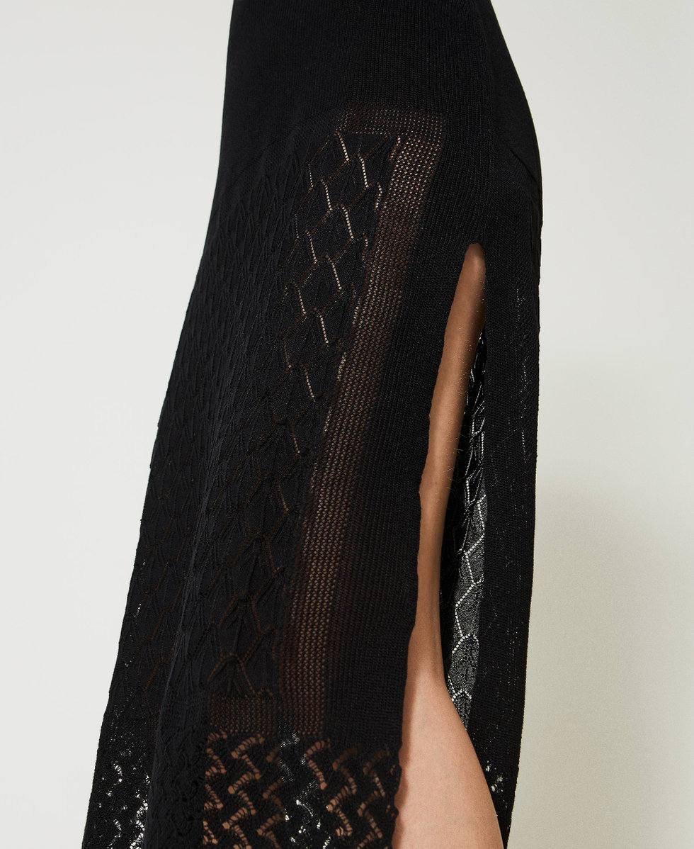 Long dress with shoulder straps and slits