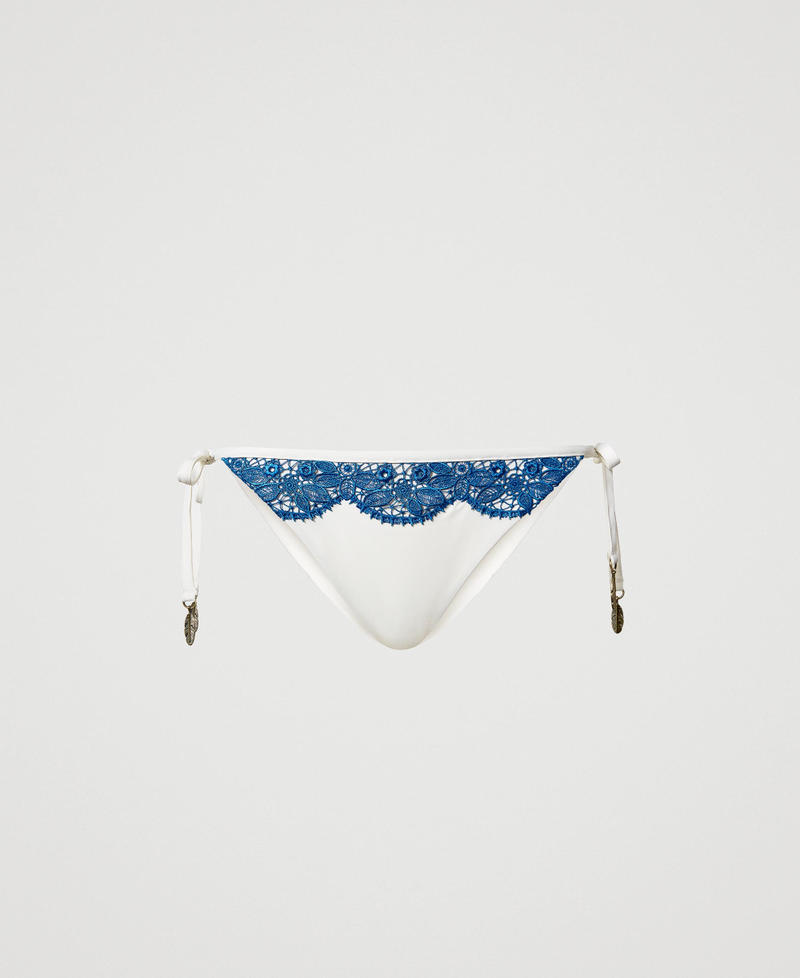 Tanga de bain avec dentelle macramé
