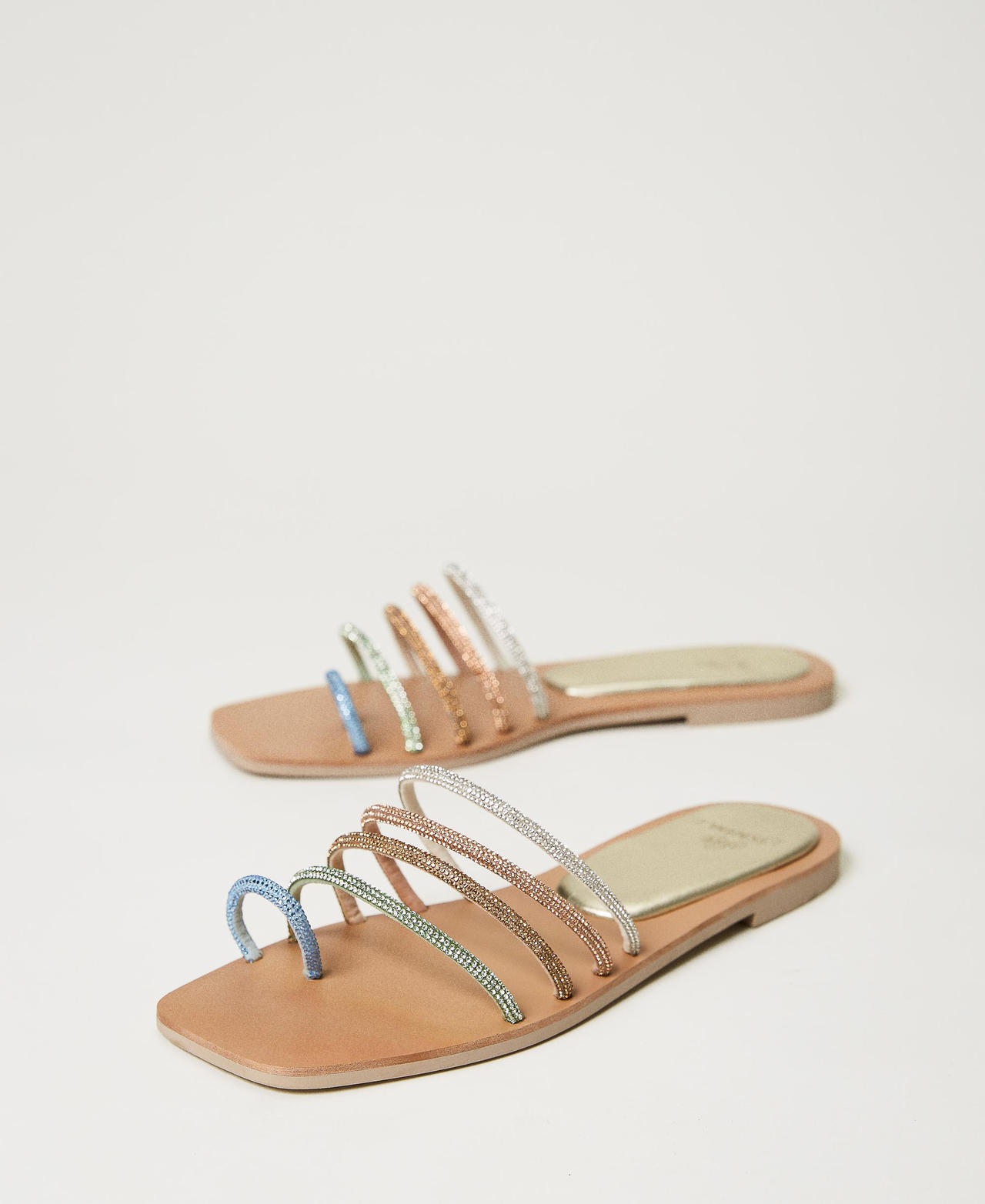 Flat sandals with multicolour straps Multicolour Gold Woman 231LMPZHH-02