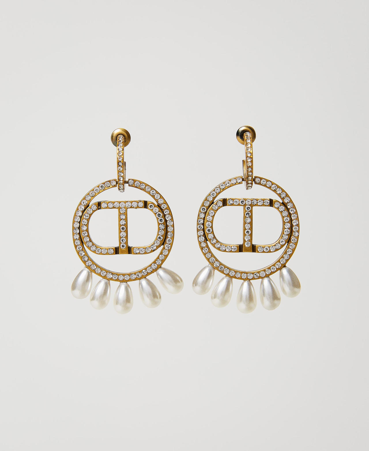 Boucles d&rsquo;oreilles avec logo Oval T et perles