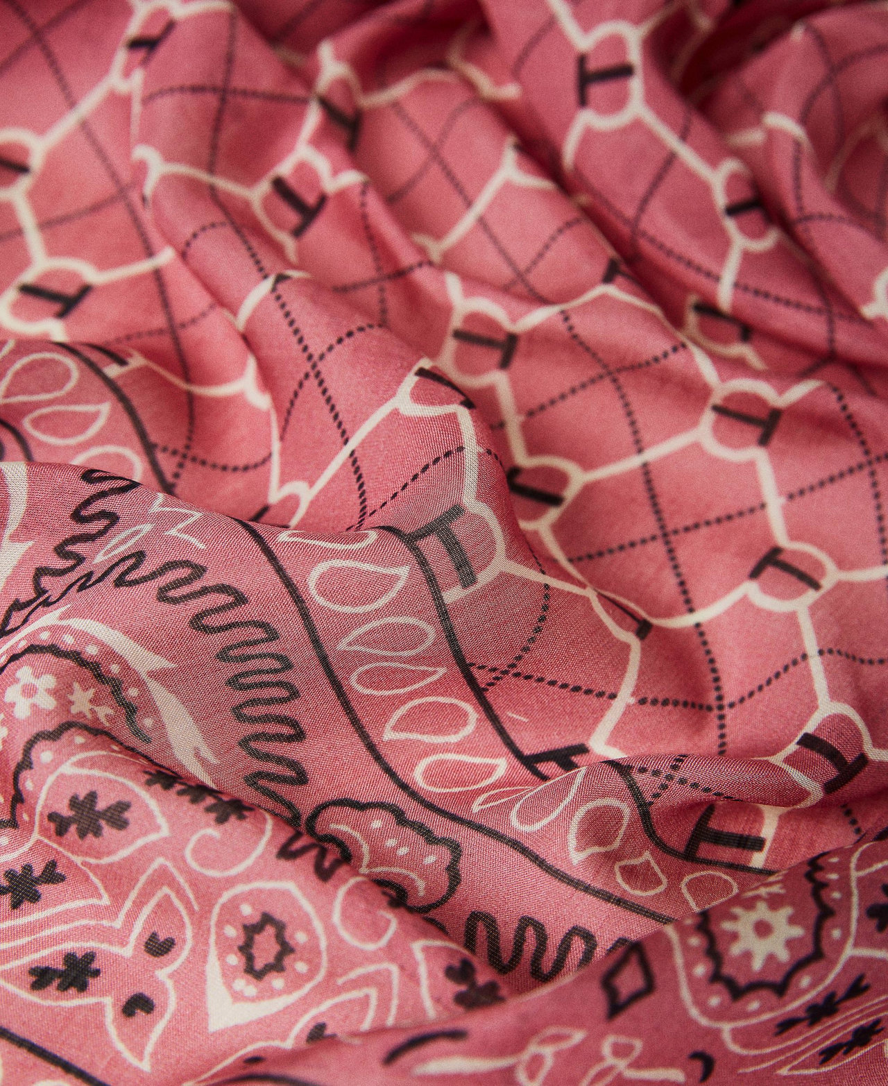 Printed silk blend kefiah