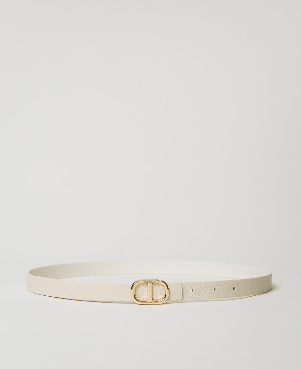 Reversible thin belt with Oval T