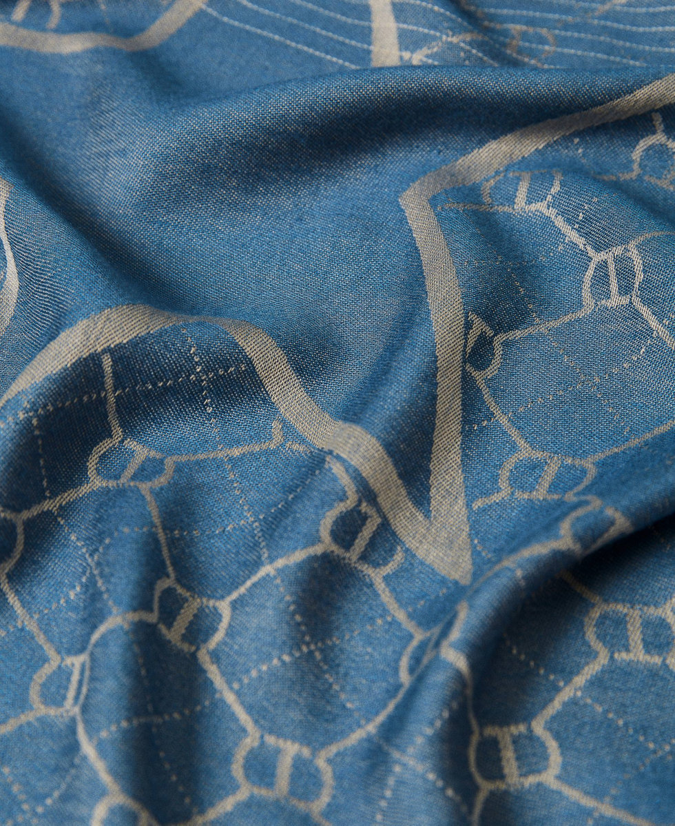 Kefiah with jacquard Oval T