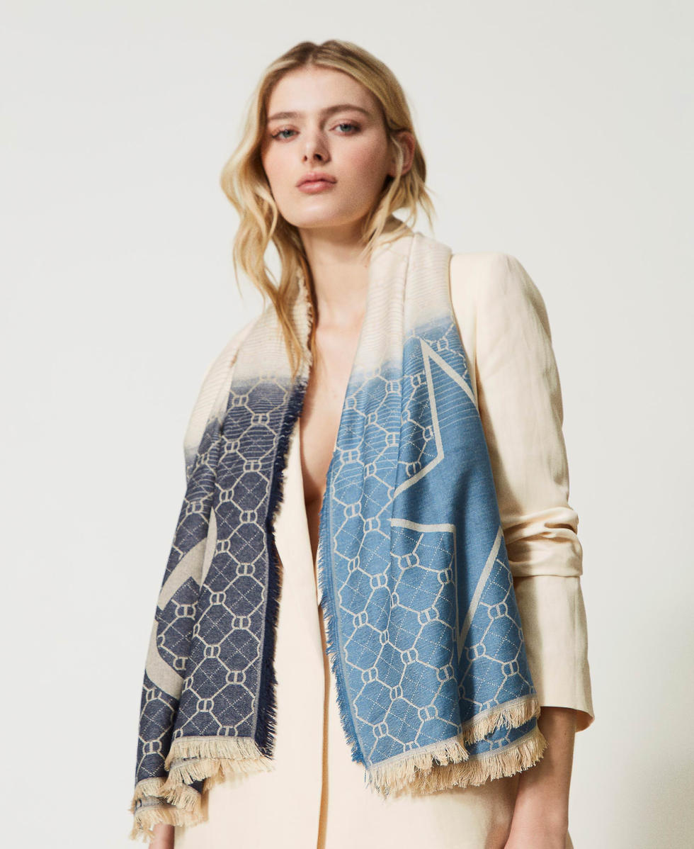 Kefiah with jacquard Oval T