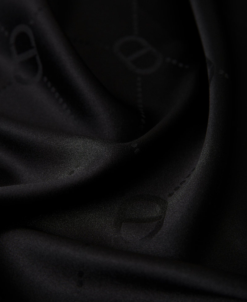 Stole with jacquard Oval T