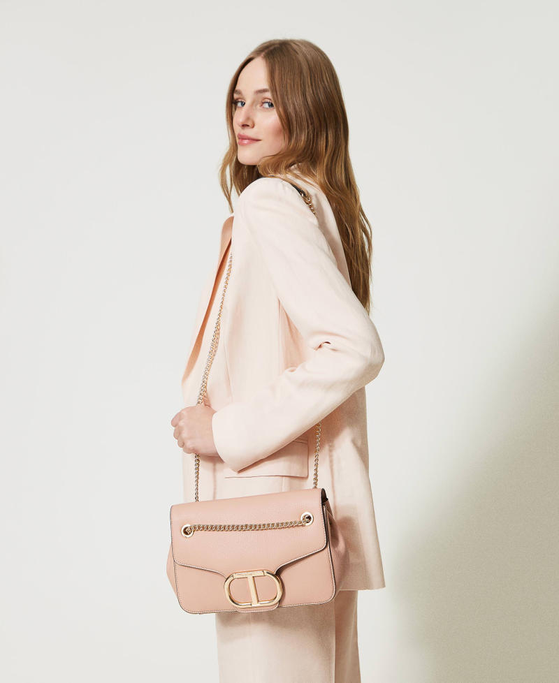 Medium shoulder bag with chain