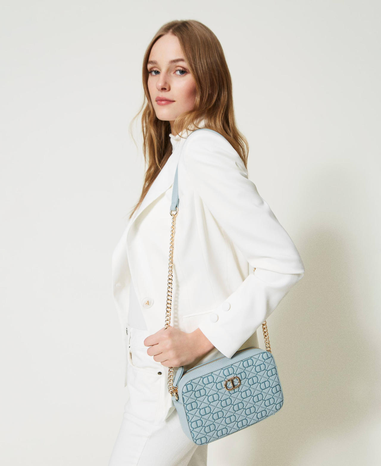Borsa a tracolla con Oval T embossed Verde Agave Donna 231TB711C_00625_0S
