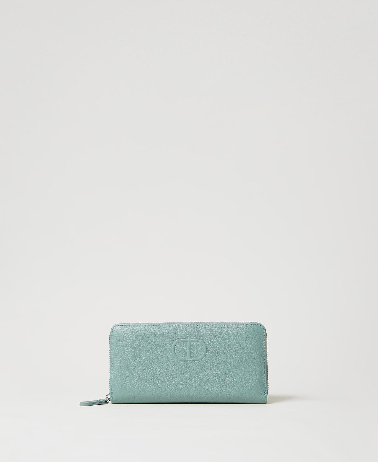 Leather wallet with Oval T