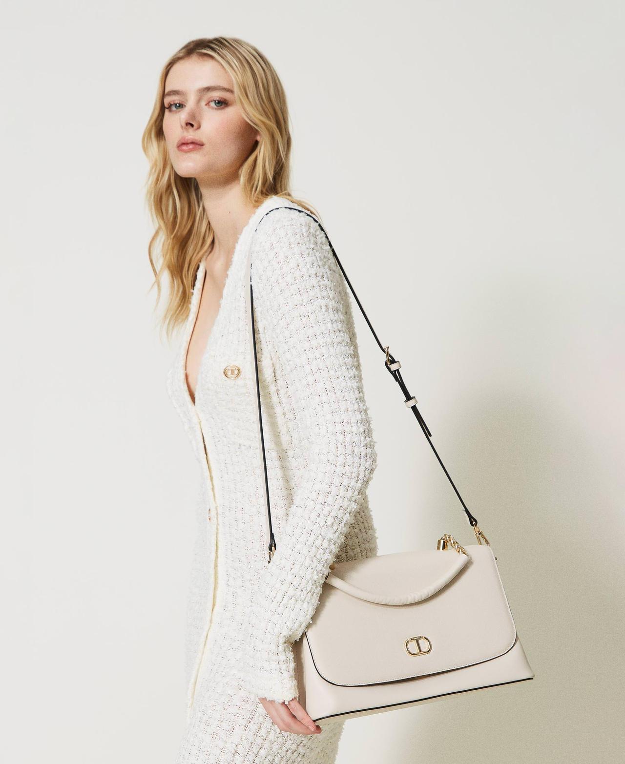 Top handle bag with torchon chains Butter Woman 231TB7244_10453_0S