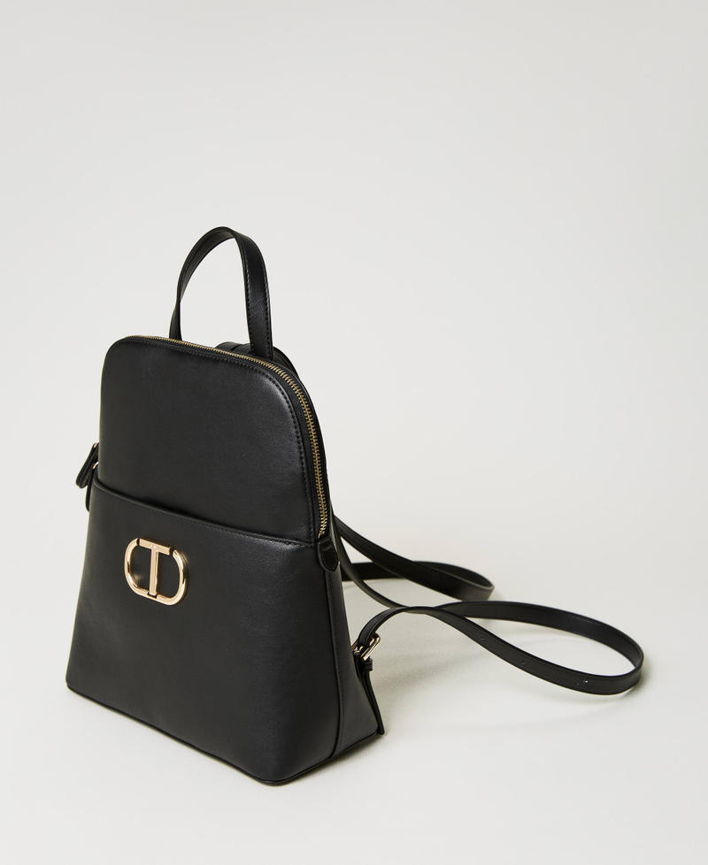 Zaino con Oval T in metallo