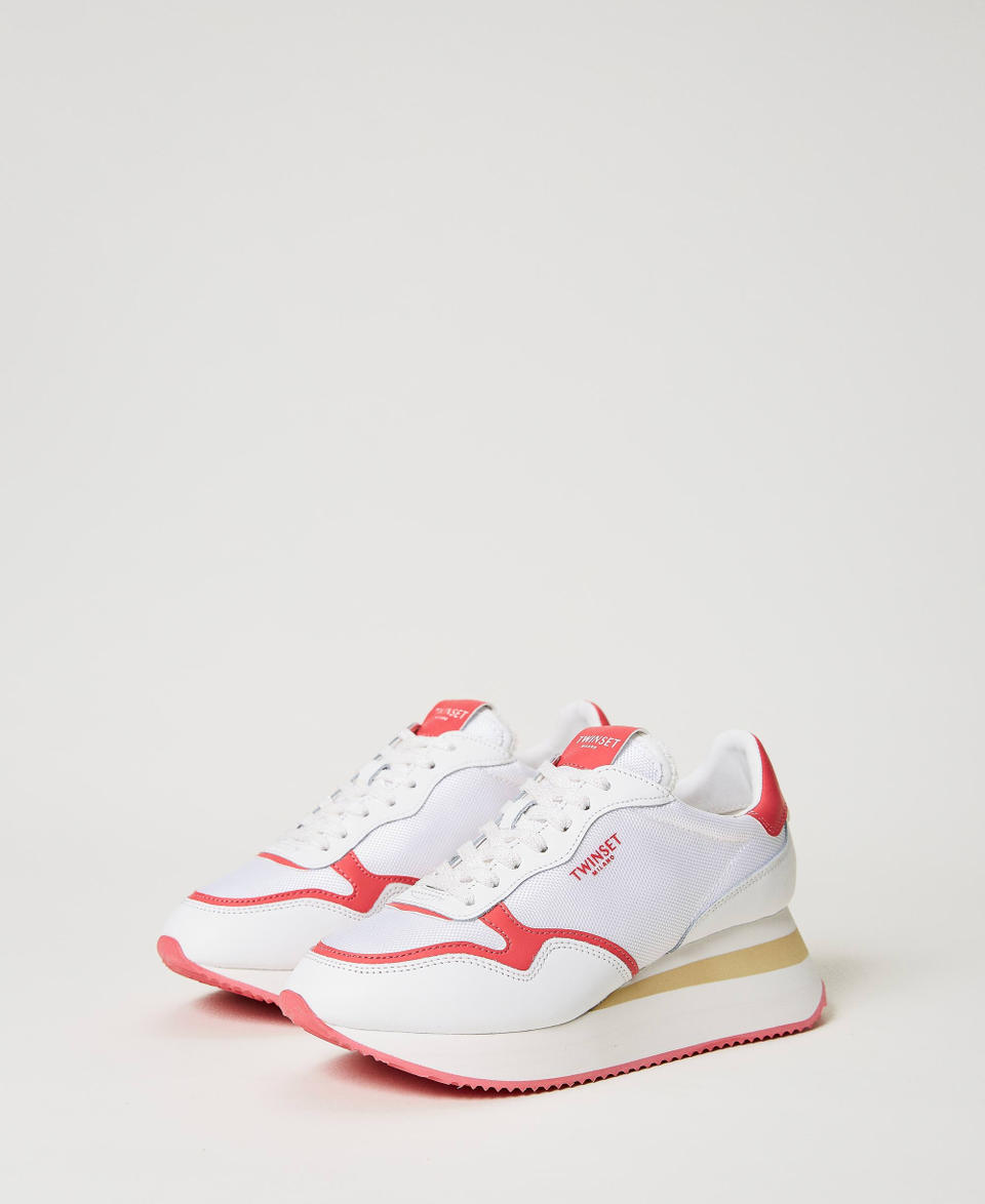 Wedge trainers with contrasting inserts Two-tone Optical White / "Azalea" Fuchsia Woman 231TCP018_10381_02