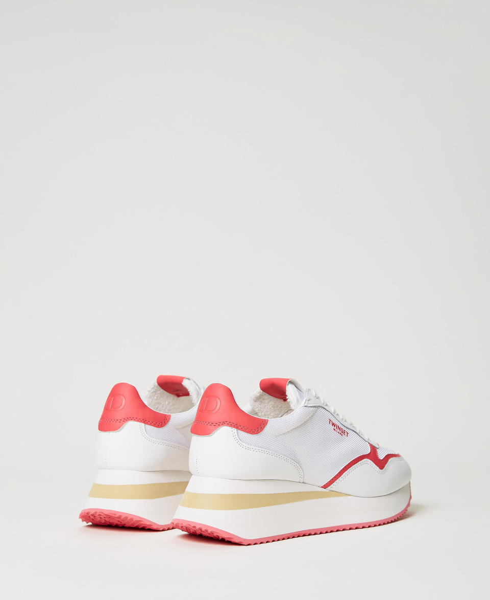 Wedge trainers with contrasting inserts Two-tone Optical White / "Azalea" Fuchsia Woman 231TCP018_10381_03