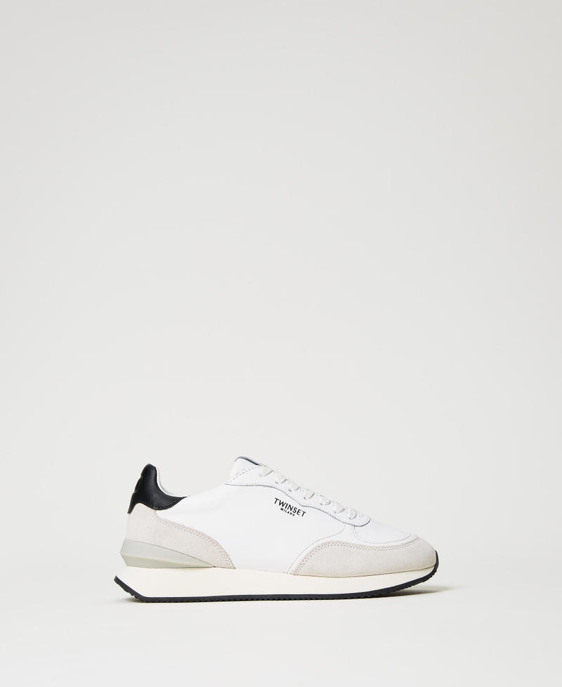 Trainers with contrasting inserts Two-tone Optical White / Black Woman 231TCP030_01870_01