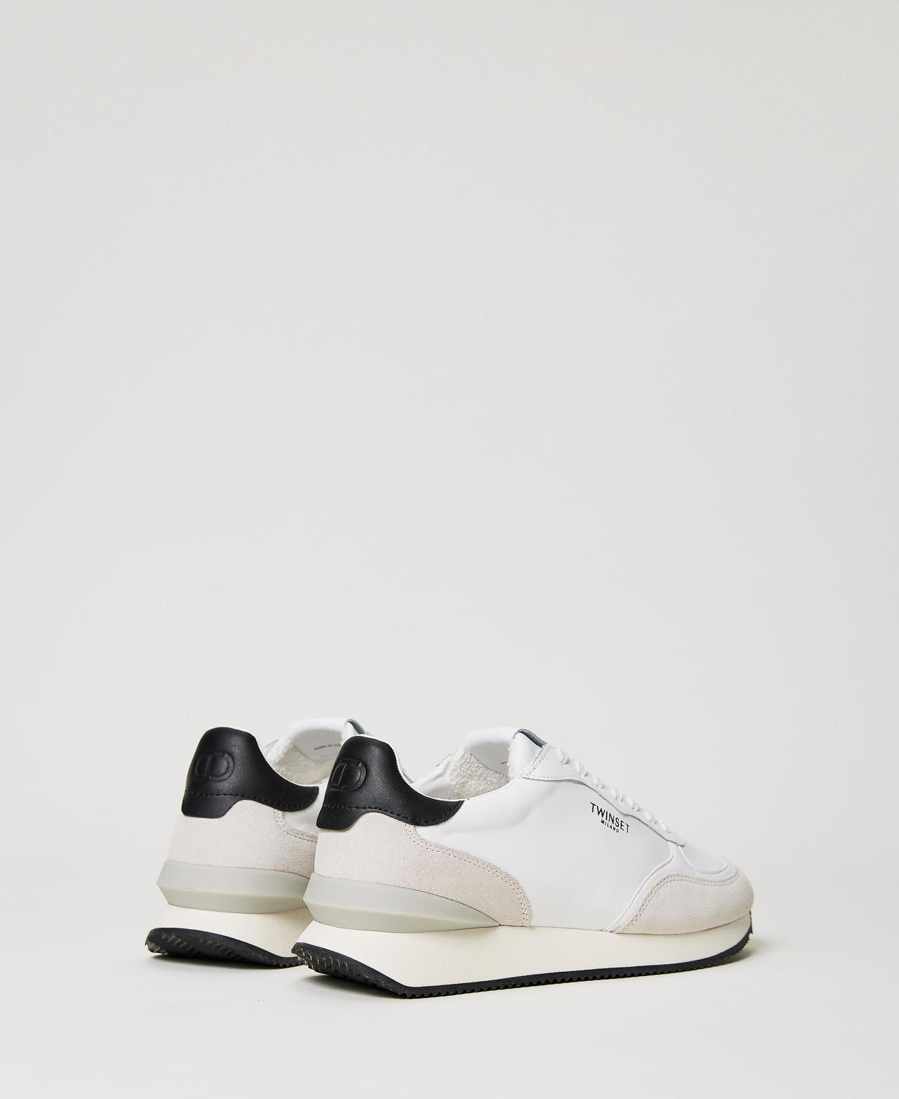 Trainers with contrasting inserts