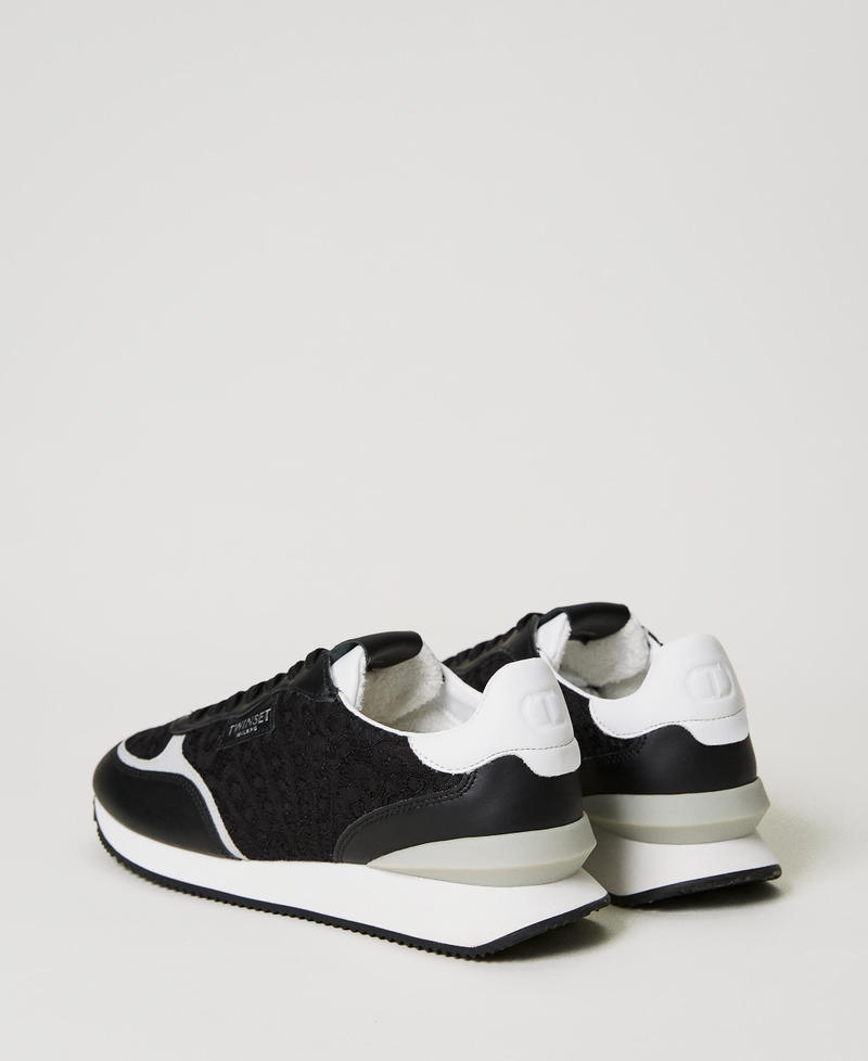 Sneakers con inserti in pizzo Nero Donna 231TCP040_00006_03