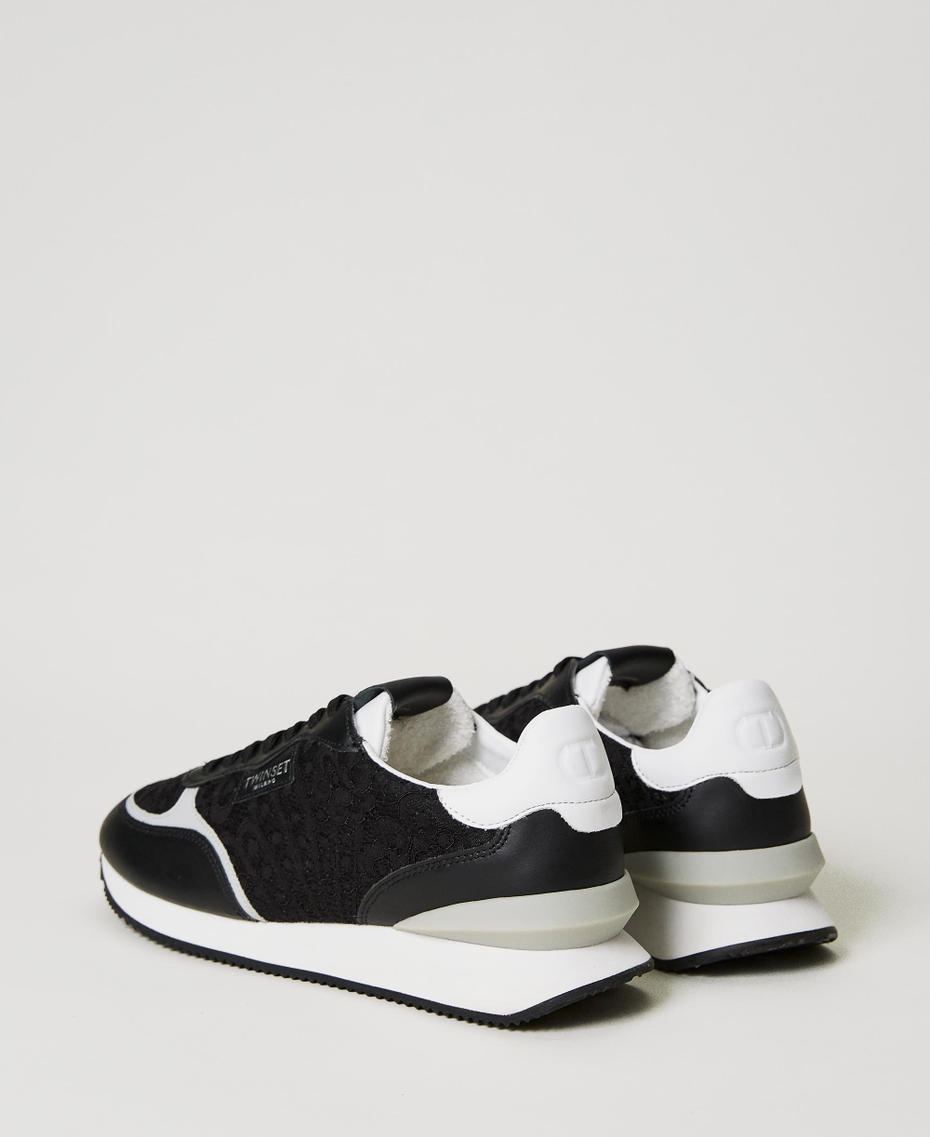Sneakers con inserti in pizzo Nero Donna 231TCP040_00006_03