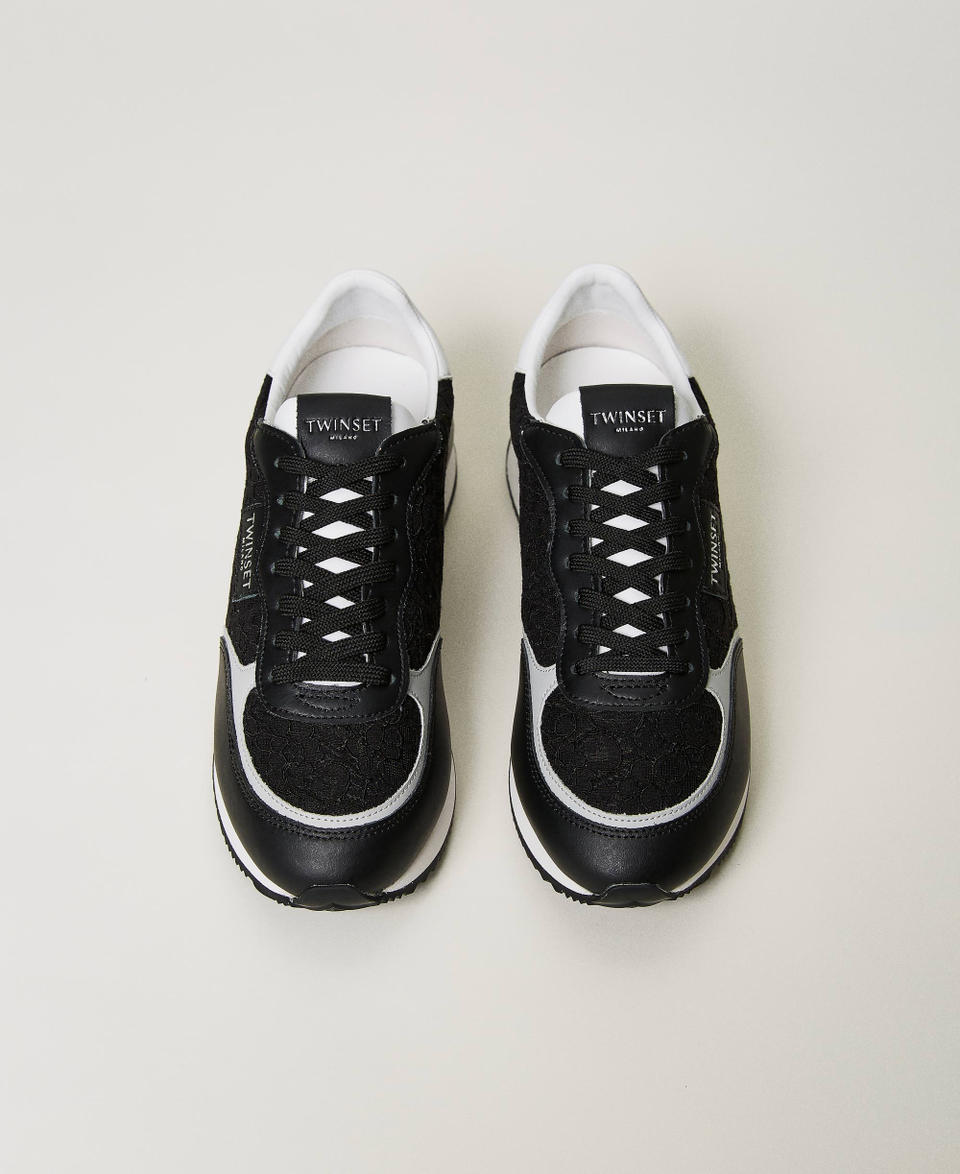 Sneakers con inserti in pizzo Nero Donna 231TCP040_00006_04