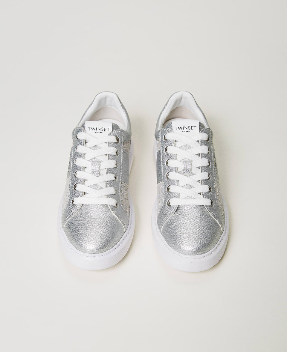 Sneakers con inserti in pizzo e Oval T Silver Donna 231TCP042_00995_04