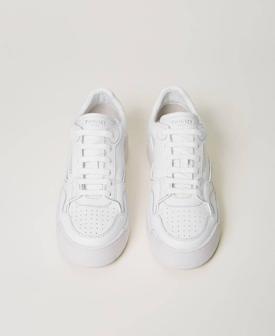 Trainers with contrasting logo White Woman 231TCP090_00001_04