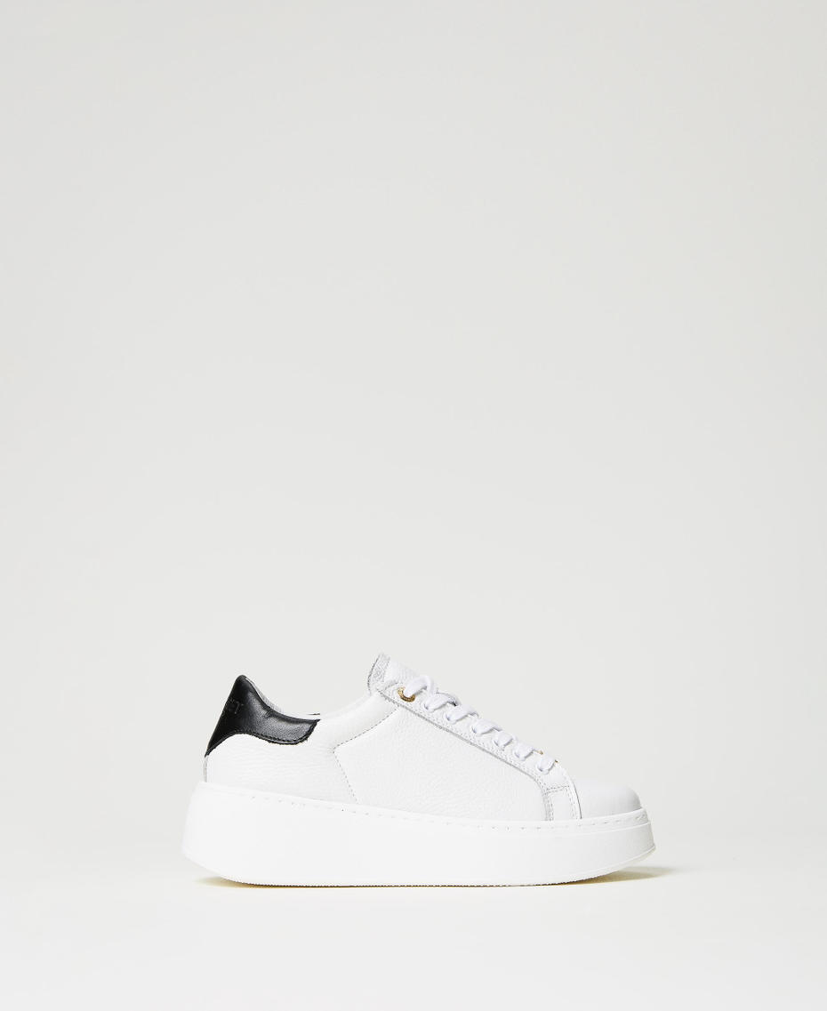 Leather trainers with contrasting heel Two-tone Optical White / Black Woman 231TCP110_01870_01