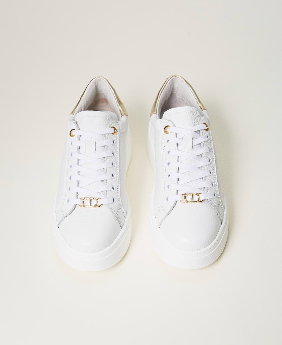 Sneakers aus Leder mit kontrastierender Rückseite Zweifarbig Optisches Weiß / Schwarz Frau 231TCP110-04