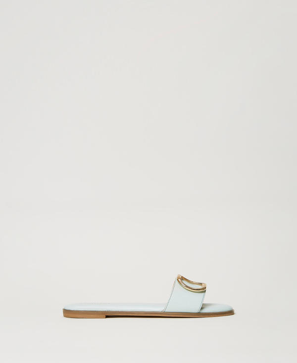 Leather slides with Oval T