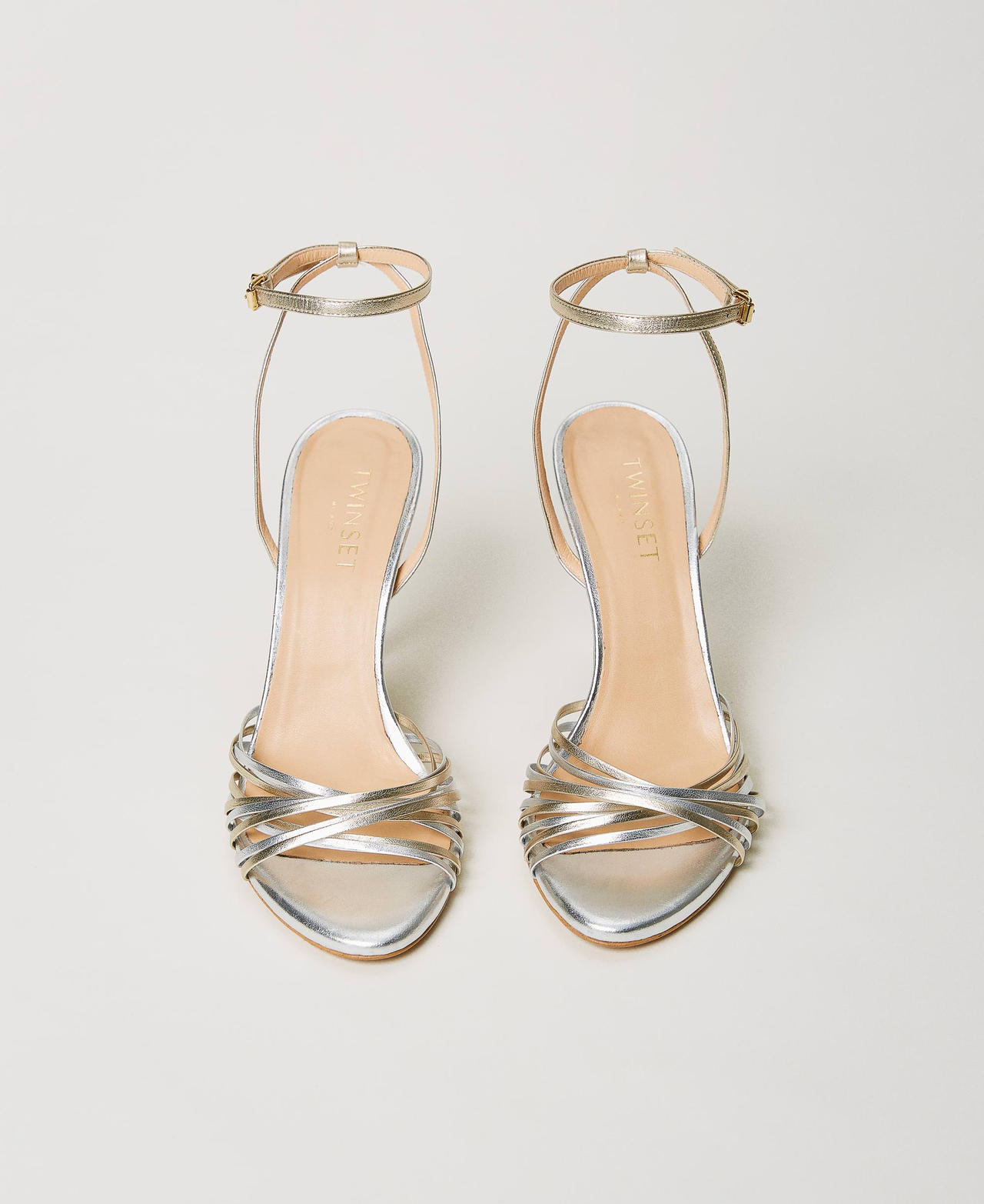 サンダル・ミュール TWINSET SS25 Patent leather slingback (251TCP070 12152) Leather sling back court shoes Woman, Black | TWINSET Milano