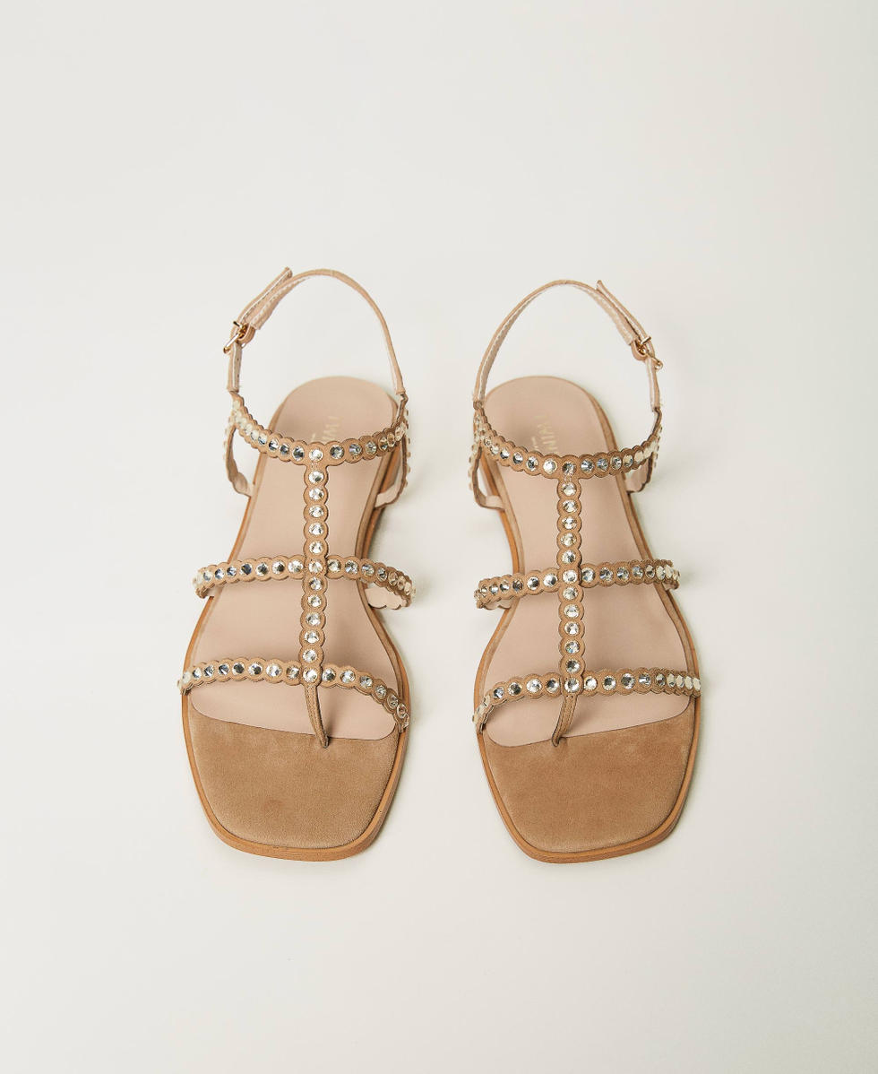 Sandales plates enti rement orn es de strass Femme Beige