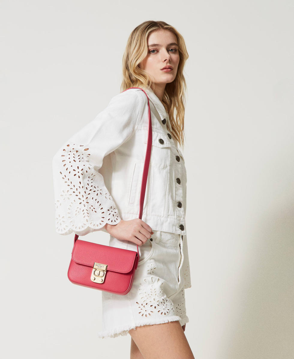 'Lovely' shoulder bag with Oval T closure