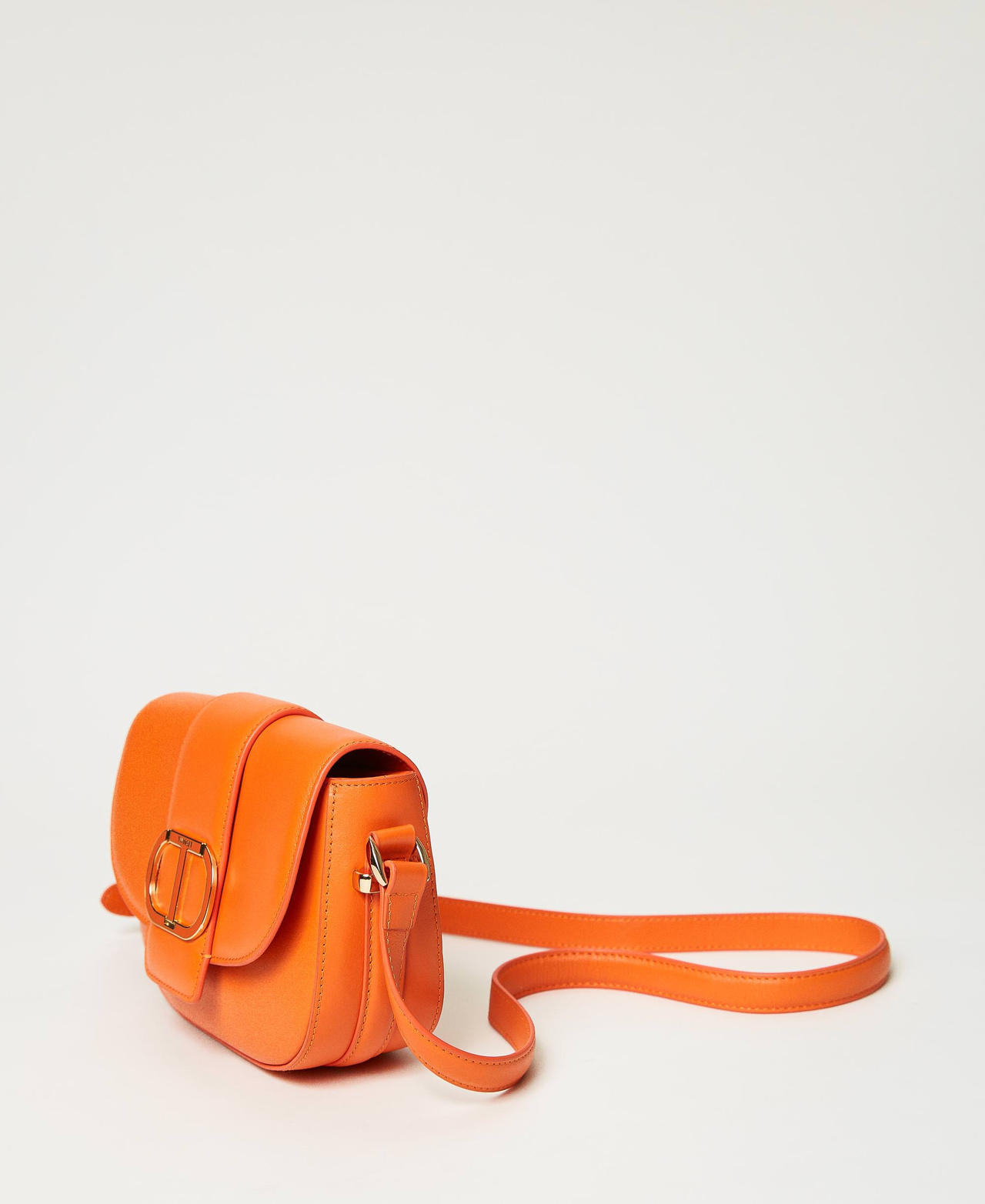 Halbmondförmige Umhängetasche „Amie“ aus Leder Orange Frau 231TD8440-02